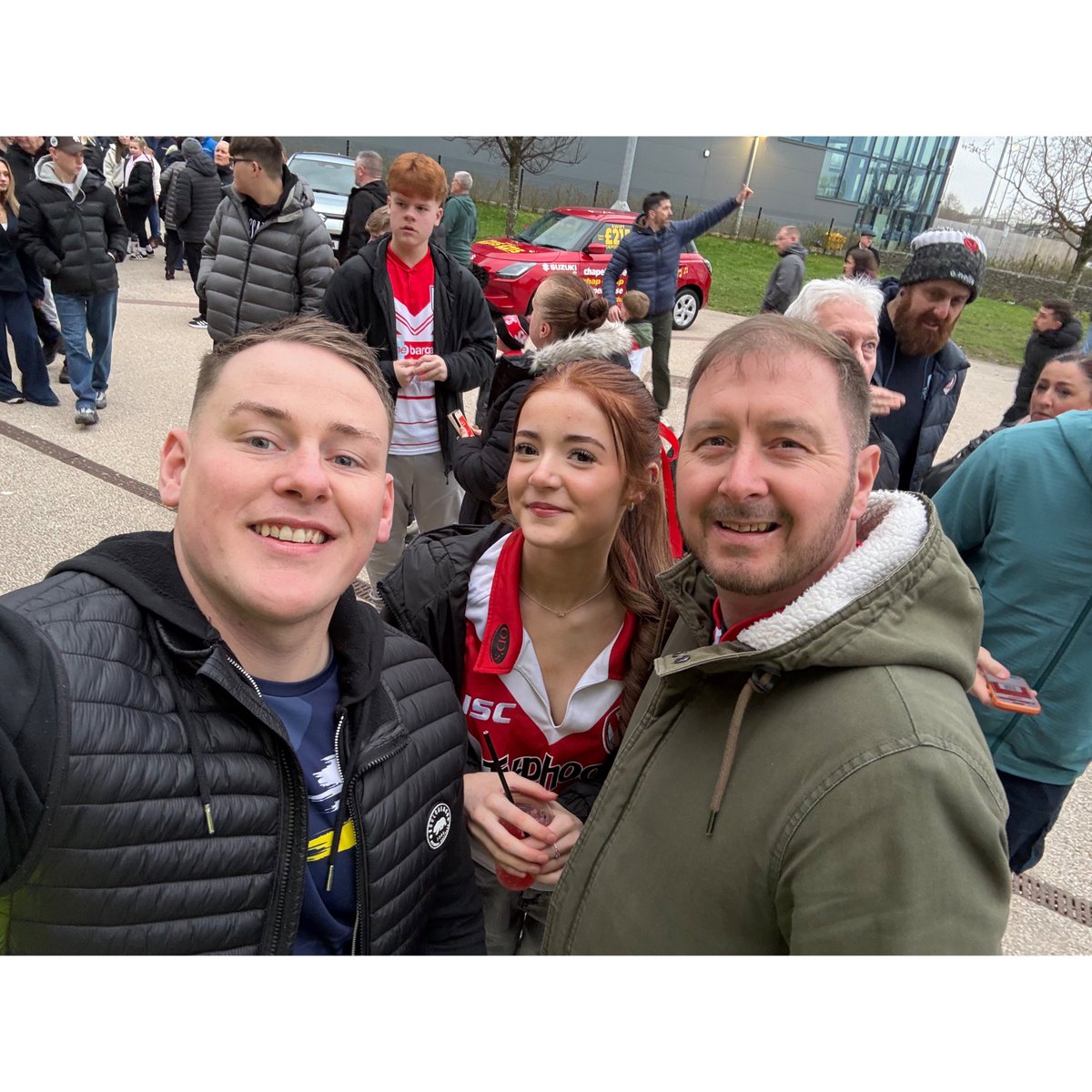 Red Vee Pins tweet media