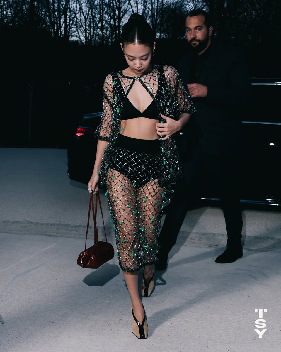 jenniexpics tweet picture