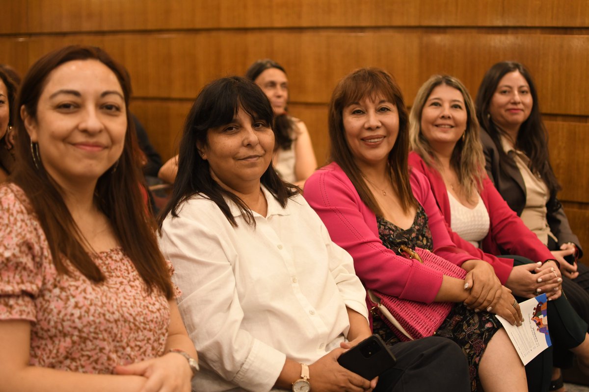 ucentral_cl's tweet photo. 🟣 Reconocemos el trabajo de nuestra comunidad universitaria en los avances alcanzados en temas de género y diversidades.

🗓️ Conmemoramos el Día Internacional de las Mujeres con charlas, conversatorios y la participación de autoridades y las y los nuevos estudiantes. https://t.co/qQ7ilr0E5U