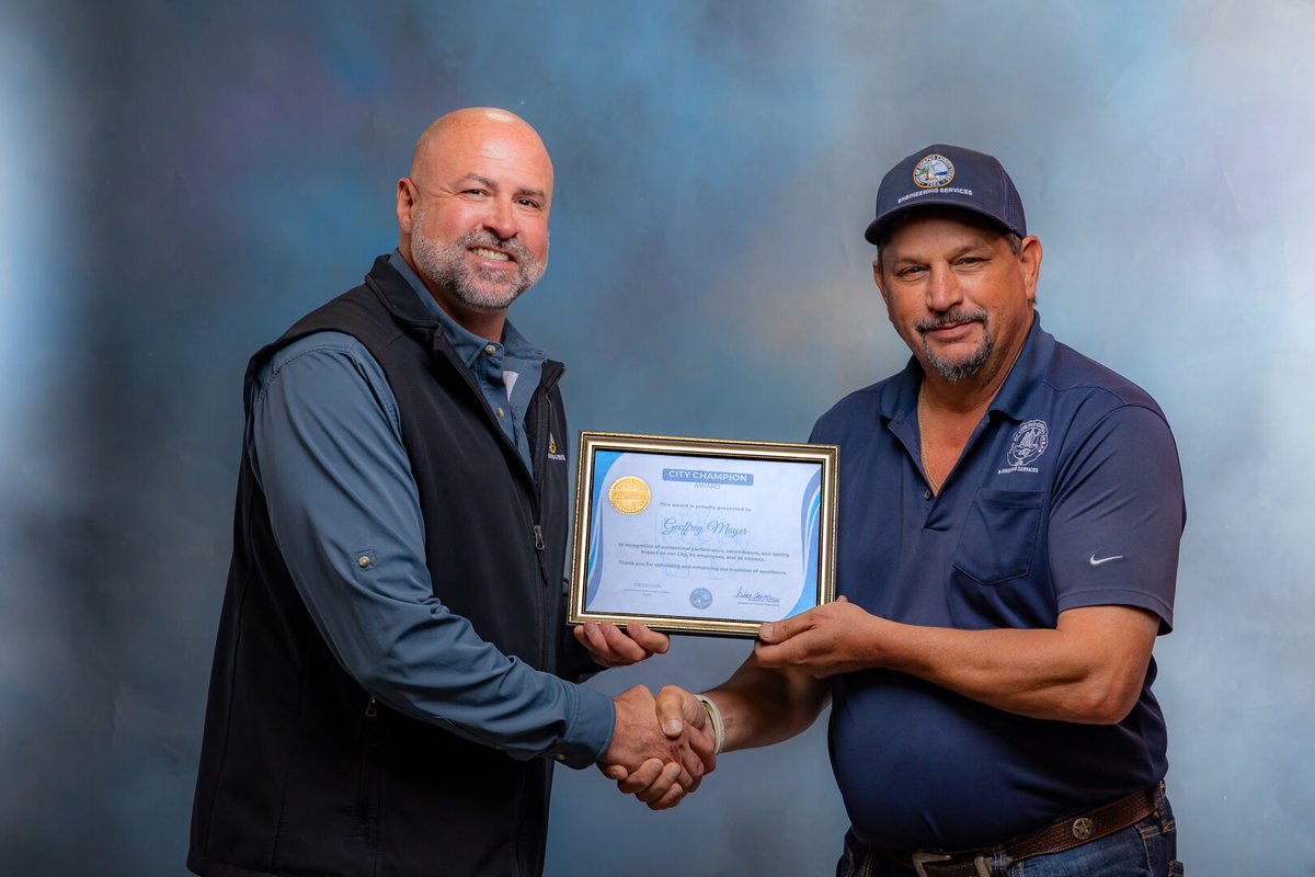 PublicWorksCC's tweet image. Congrats! Geoffrey Mayer, a true City Champion! Geoff is recognized for his stellar work as the Lead Inspector for road and underground utility improvements for Everhart Road between Alameda Steet and SPID.
Join us in celebrating Geoff our #CityChampion!
#EngineeringExcellence