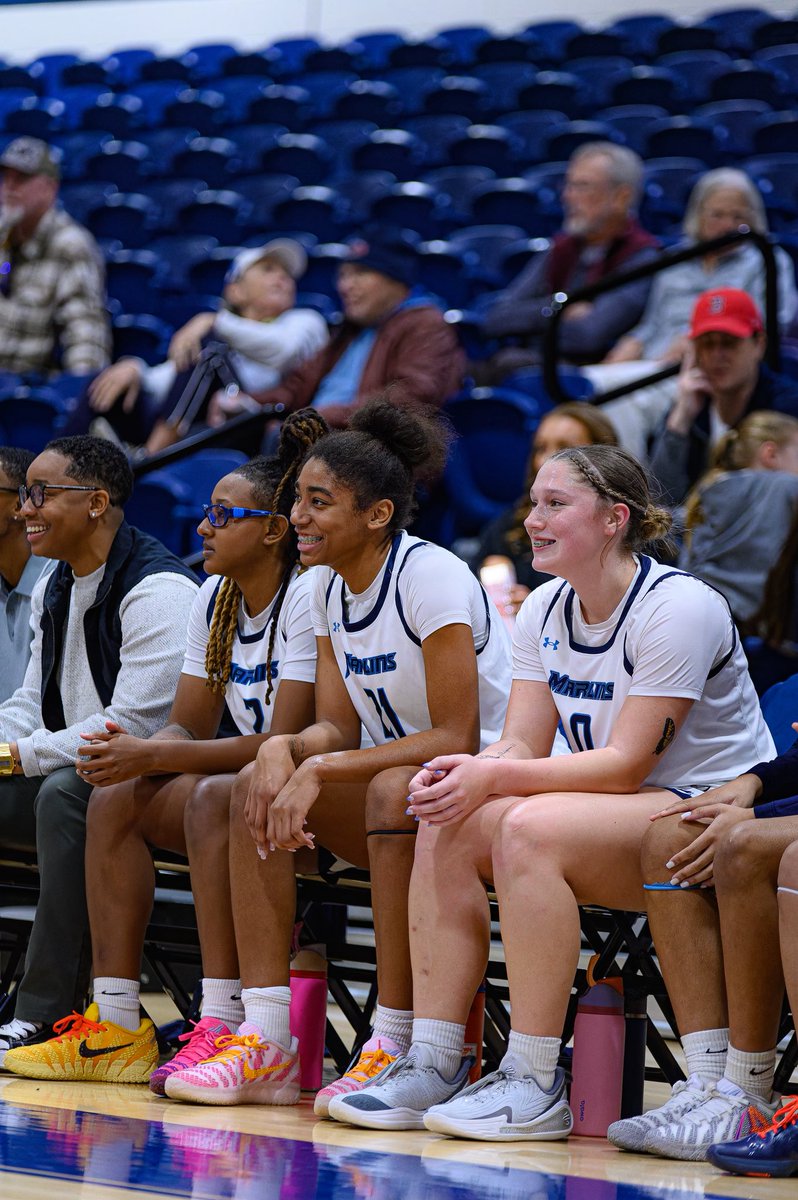VWU WBB tweet media