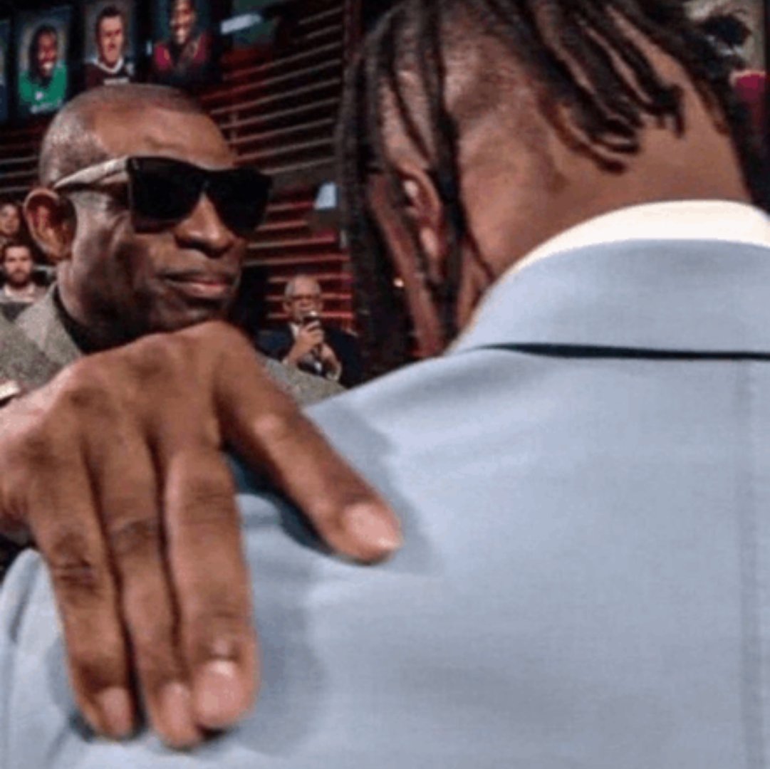 victryena 🪾 tweet media