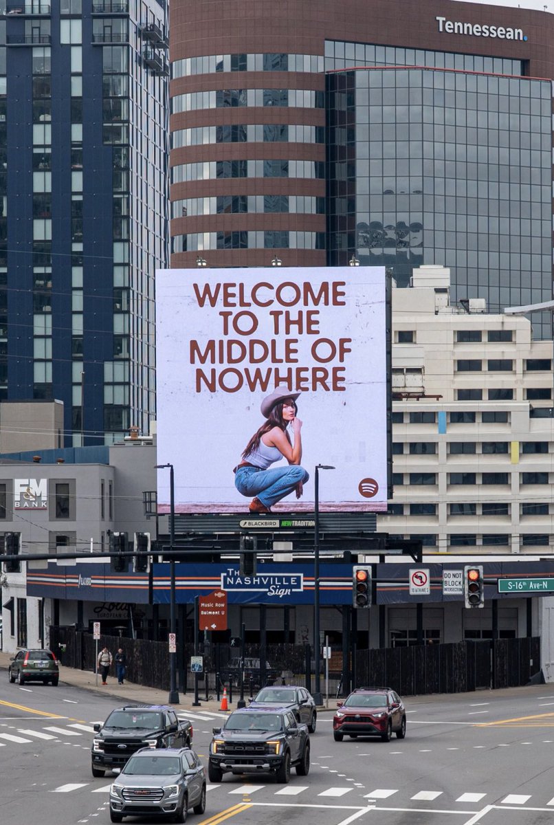 spaceykaceymx's tweet image. ⭐️WELCOME TO THE MIDDLE OF NOWHERE⭐️ Spotify billboards of @KaceyMusgraves to promote her new upcoming album 🤠