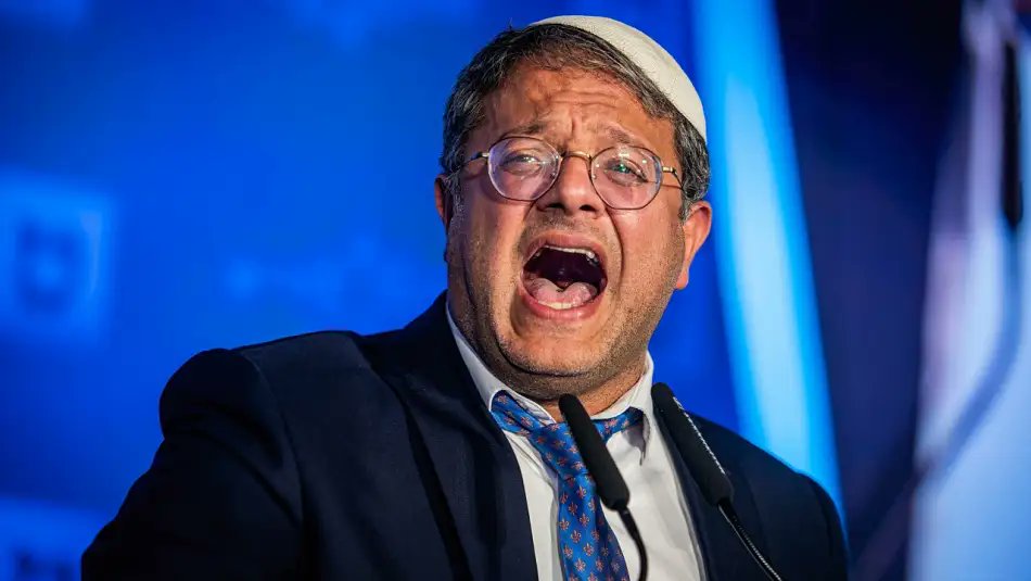 Scott Ritter:  İran, Netanyahu’nun evini bombaladı, kardeşini öldürdü

“Ben-Gvir’in evi vuruldu. Kendisi ağır yaralı.”

BBC ise “araba kazası geçirdi” iddiasında bulunuyor.

Ritter: Evi yanıyor. Belki de arabasıyla kendi evine çarpmıştır.
x.com/RT_com/status/…