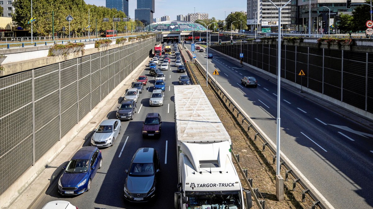 OKO.press tweet media