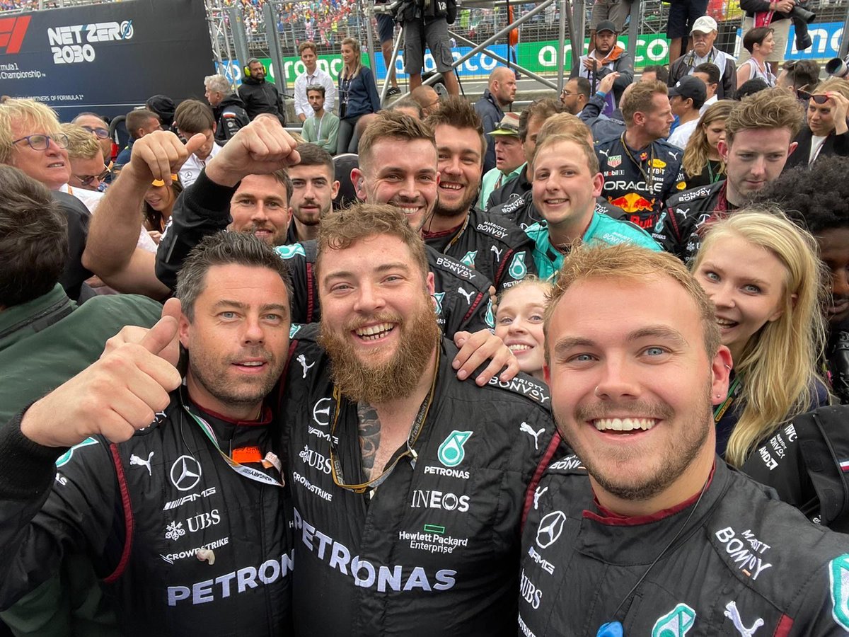 Diagonal Comms tweet media