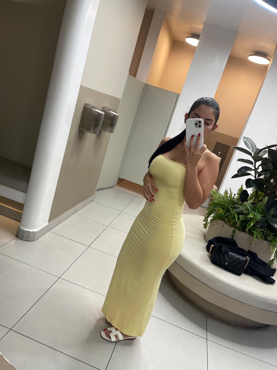 Raquell_ON's tweet photo. Afternoon tease 😏 I’ve been behaving all day… but not on my VIP 👀🔥 Link in bio 💋

#onlyfans #latina #NewOnOnlyFans https://t.co/7cXXj5hQum