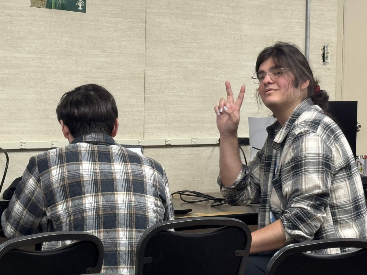 Hot Little Dads Esports tweet media