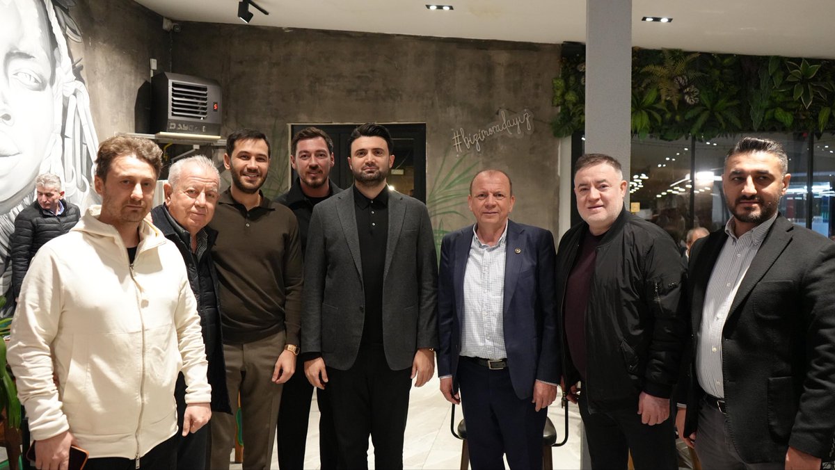 bursiad1963's tweet photo. BURSİAD ailesi olarak, Yönetim Kurulu Üyemiz Eren Süzer’in ev sahipliğinde düzenlenen iftar programında bir araya geldik.
Davetimize katılım sağlayarak bizleri onurlandıran misafirlerimize ve üyelerimize teşekkür ederiz. https://t.co/zQ1kuPVduR