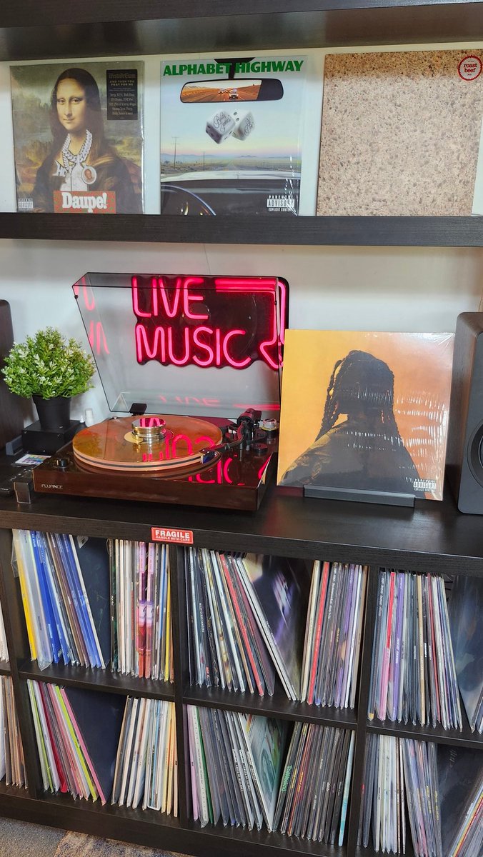 Emmanuel Flores tweet media