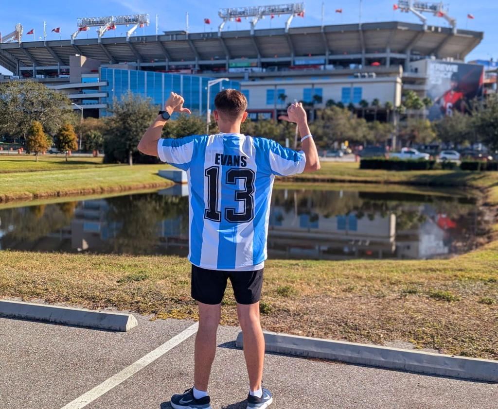 Dirgoe ⭐️⭐️⭐️ tweet media