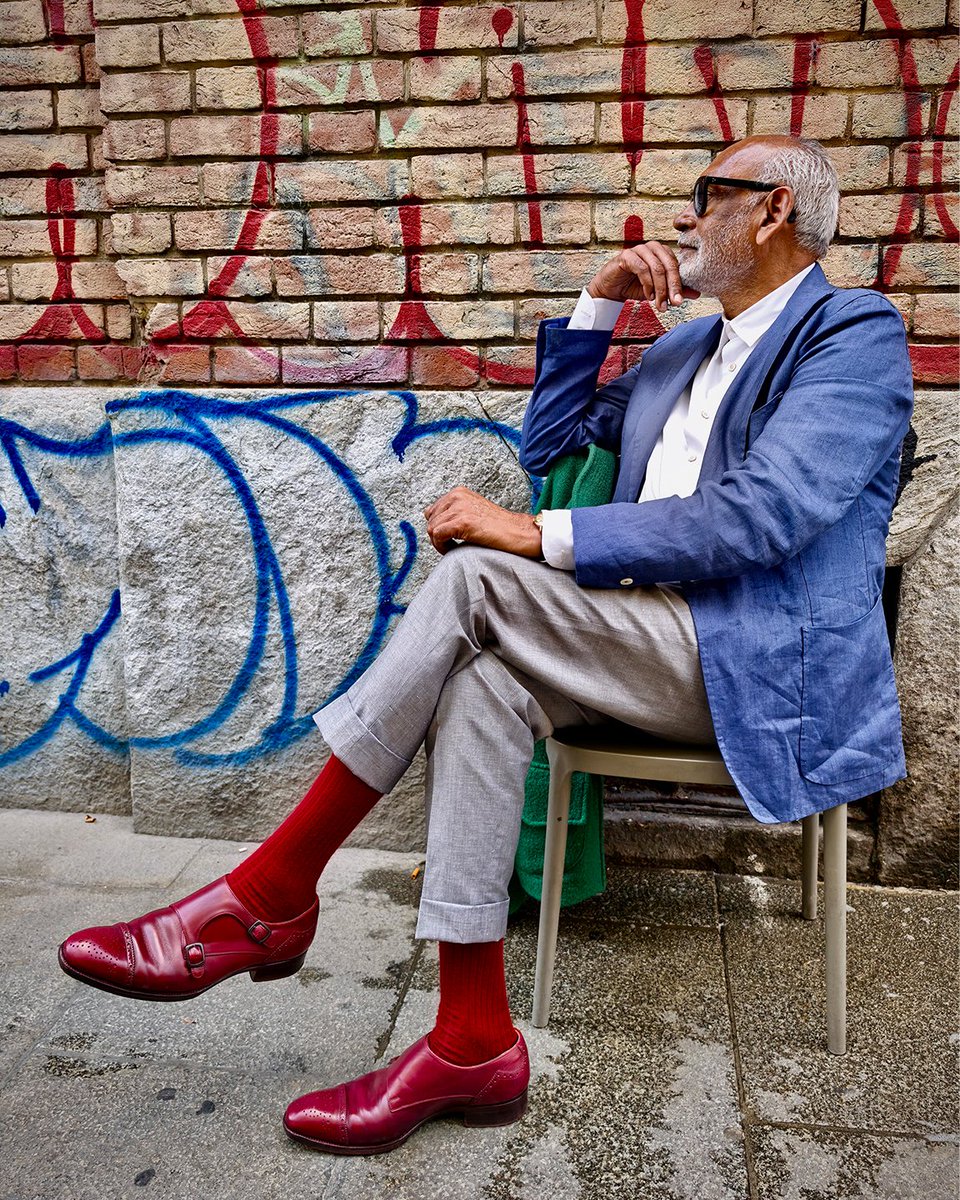 inspanishmgz's tweet photo. Auténtico lujo italiano, diseñado para quienes saben que el verdadero estilo reside en los detalles técnicos.
Camisas y accesorios @ignjoseph
Modelo #IgnatiusJoseph

#menstyle #hautecouture #gentleman #Handcrafted https://t.co/lkUj2aqtWm