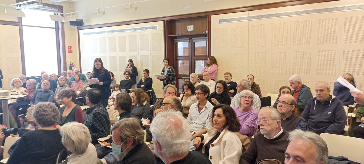 Cafè Central tweet media