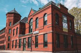 Sticking with the B's... how about Brelundi. How about their delicious food!!!! #BrezersBall