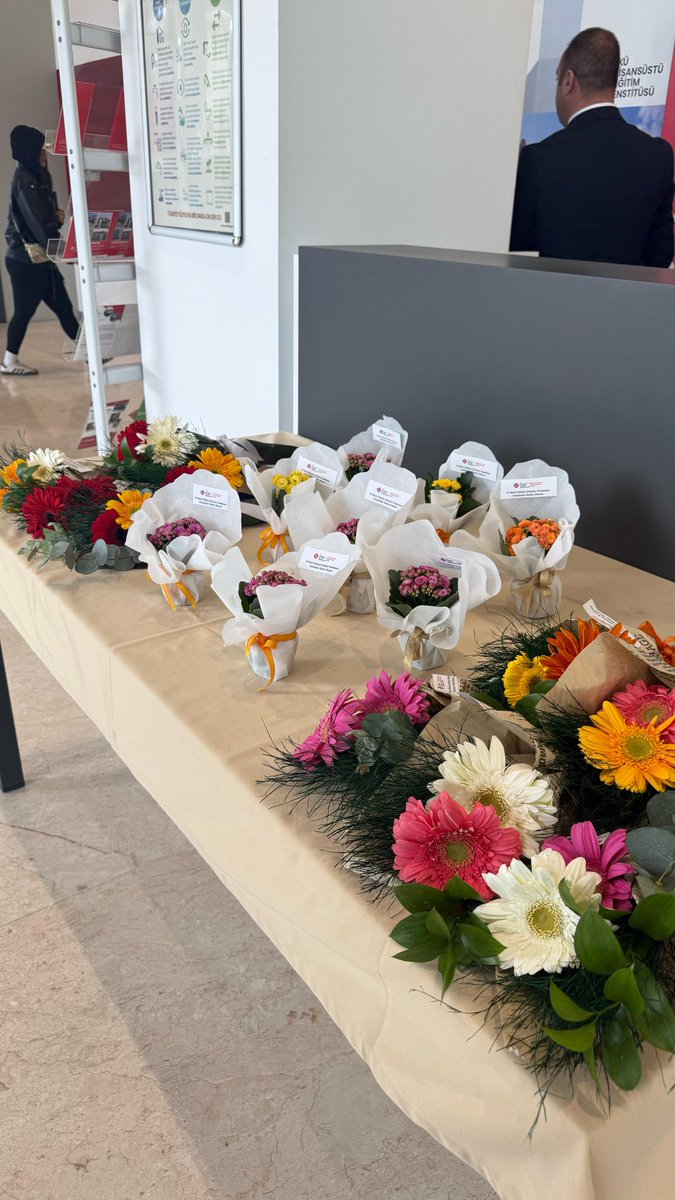 İKÜ İİBF tweet media