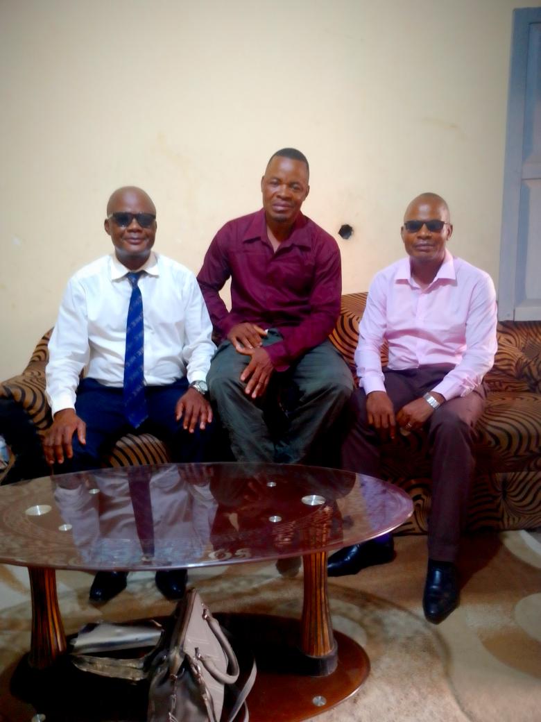 lopata_remy's tweet image. Nos géniteurs!
Grande famille #LETA
Il ne manque que la tente #Riotte d'heureuse mémoire, pour faire 4 jumeaux... 
Même dans l'au-delà, sincères félicitations grand-mère #Noël_BALASI d'heureuse mémoire aussi, tu as été une femme forte!
La famille est #sacrée👑👑