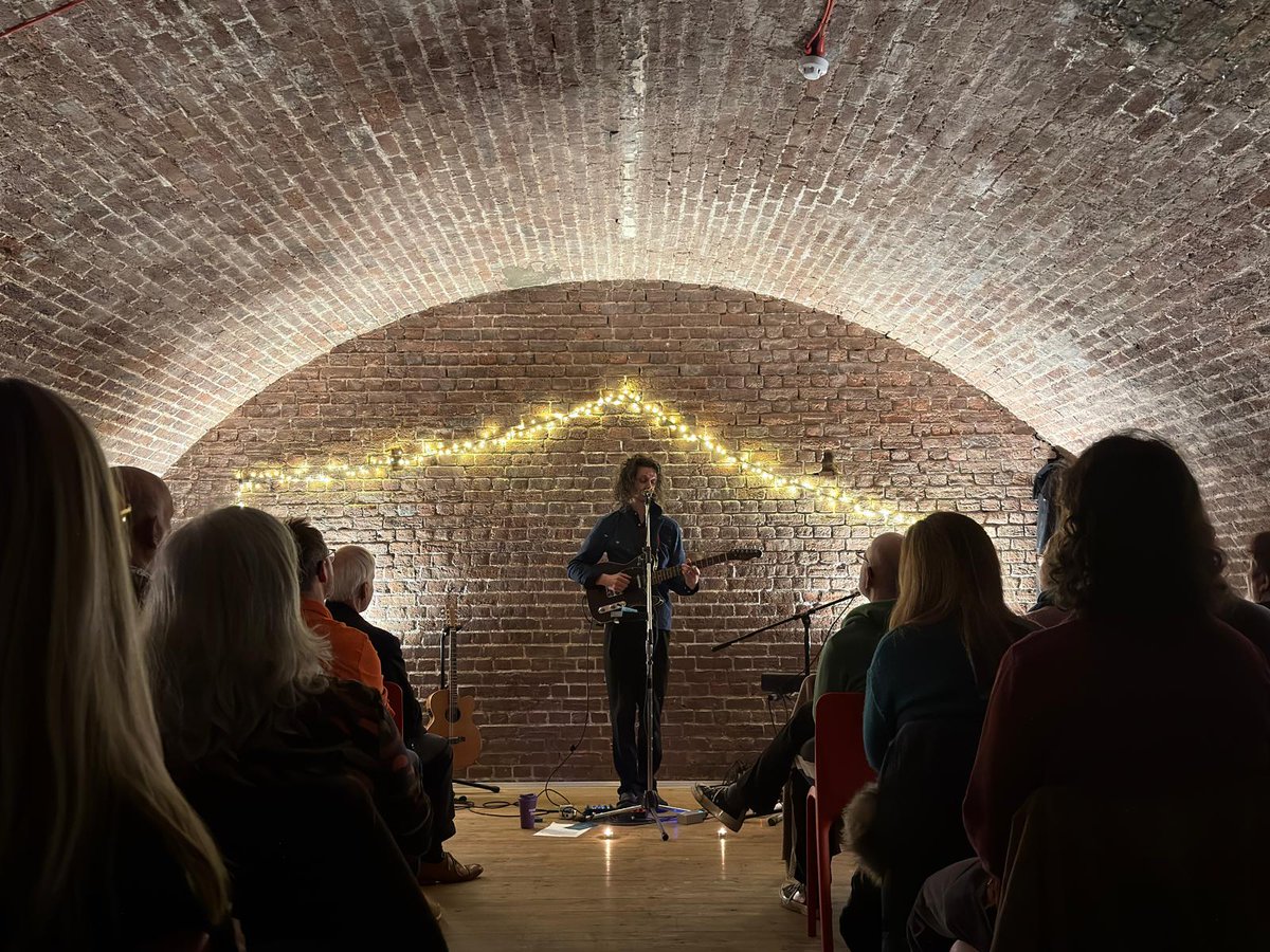 ThisColeStacey's tweet photo. A sold out show Brighton Fishing Museum  and an amazing crowd at the Art Deco former bank on The Isle of Wight.
Two of the most enjoyable shows, most welcoming audiences and utterly remarkable places to share these songs. So great to see you all! https://t.co/TET807xxcj