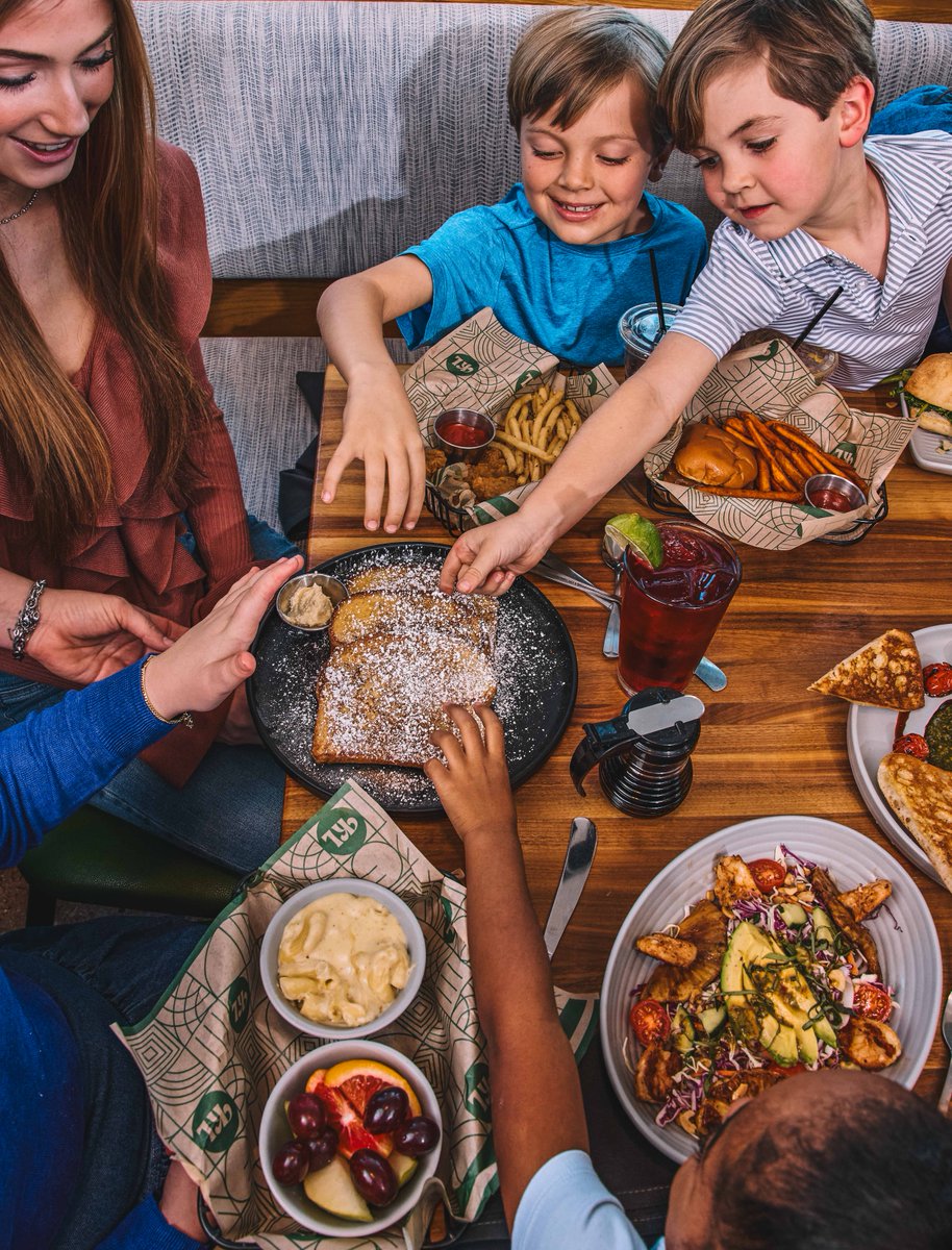 Kerbey Lane Cafe tweet media