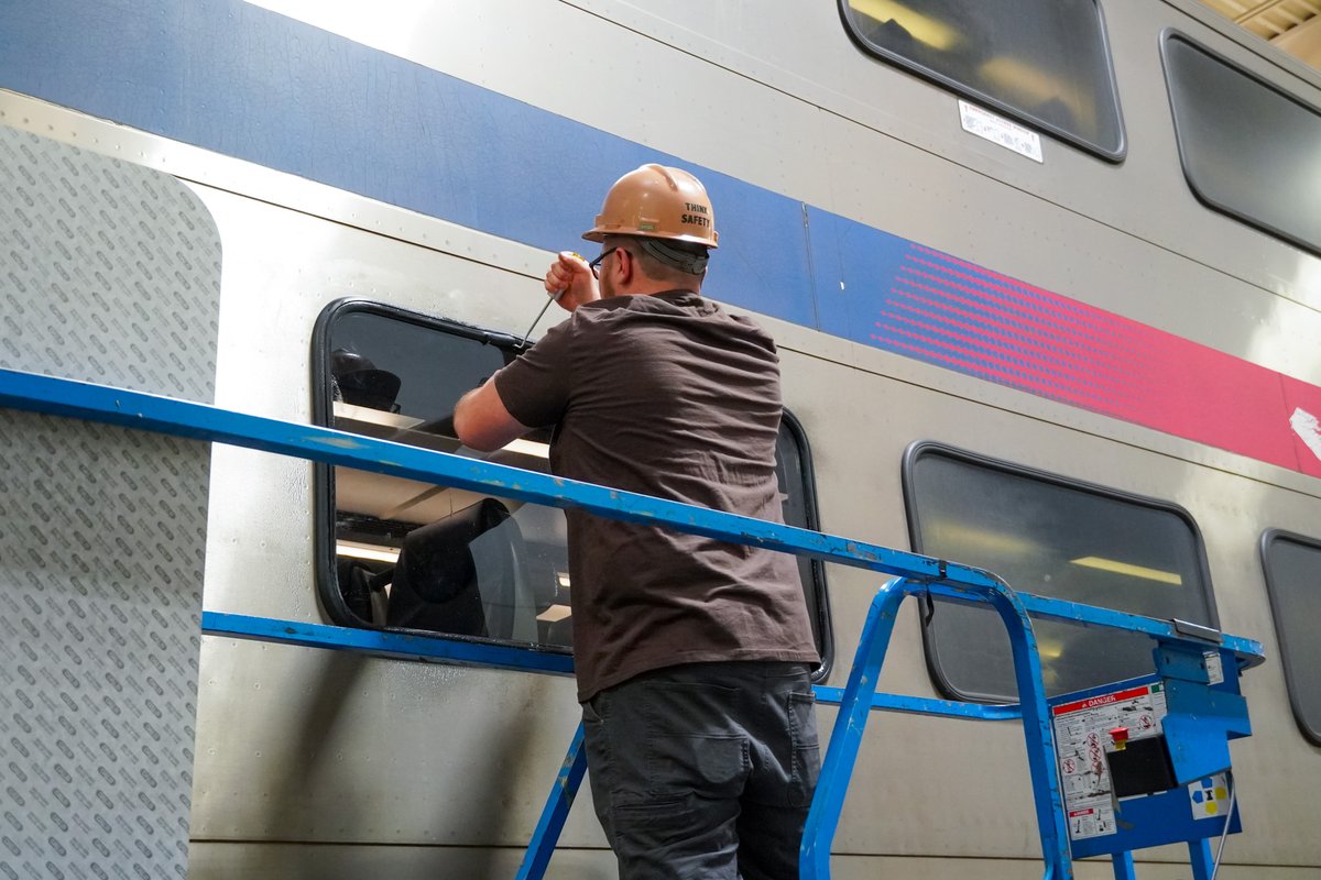 NJ TRANSIT tweet media