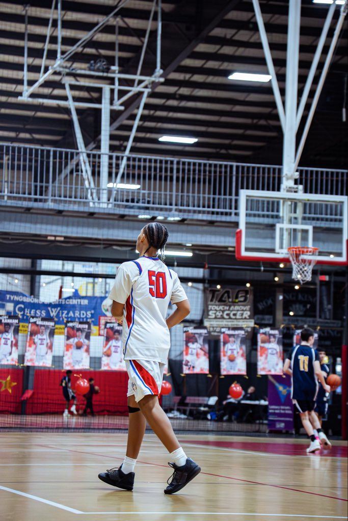 Kyreetselios2's tweet photo. Great Freshman Year in The books! Had a great experience playing and learning this season. Lots of growth and improvement made. https://t.co/JKNyaRcyhz