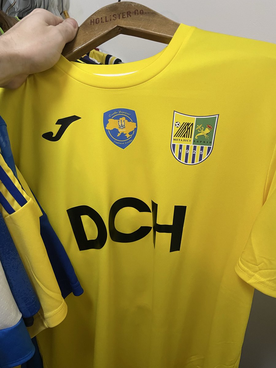2_gnar's tweet photo. @cream_my_cheese I might have to wear the #Synchuk Metalist Kharkiv jersey if I go to that match instead of FCC 😅 jk

I mean, Kharkiv is a sister-city with Cincinnati so it’s technically still representative of city 🤣 https://t.co/9Xr6GfUqrS