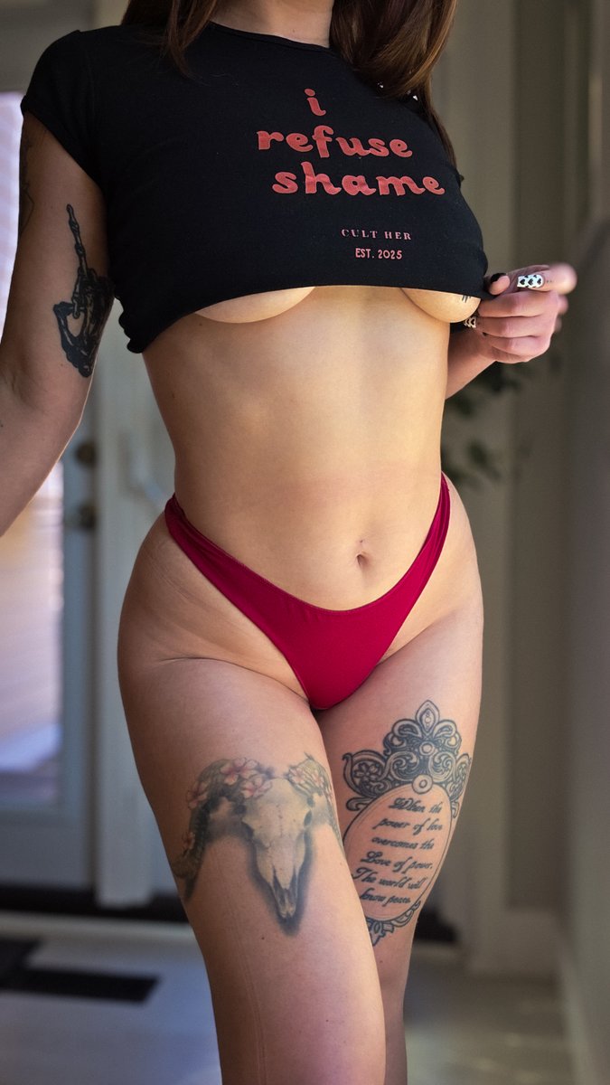 sincerely_sada's tweet photo. @LoveTherapis1 Milf alert https://t.co/wuVKeNdzrU