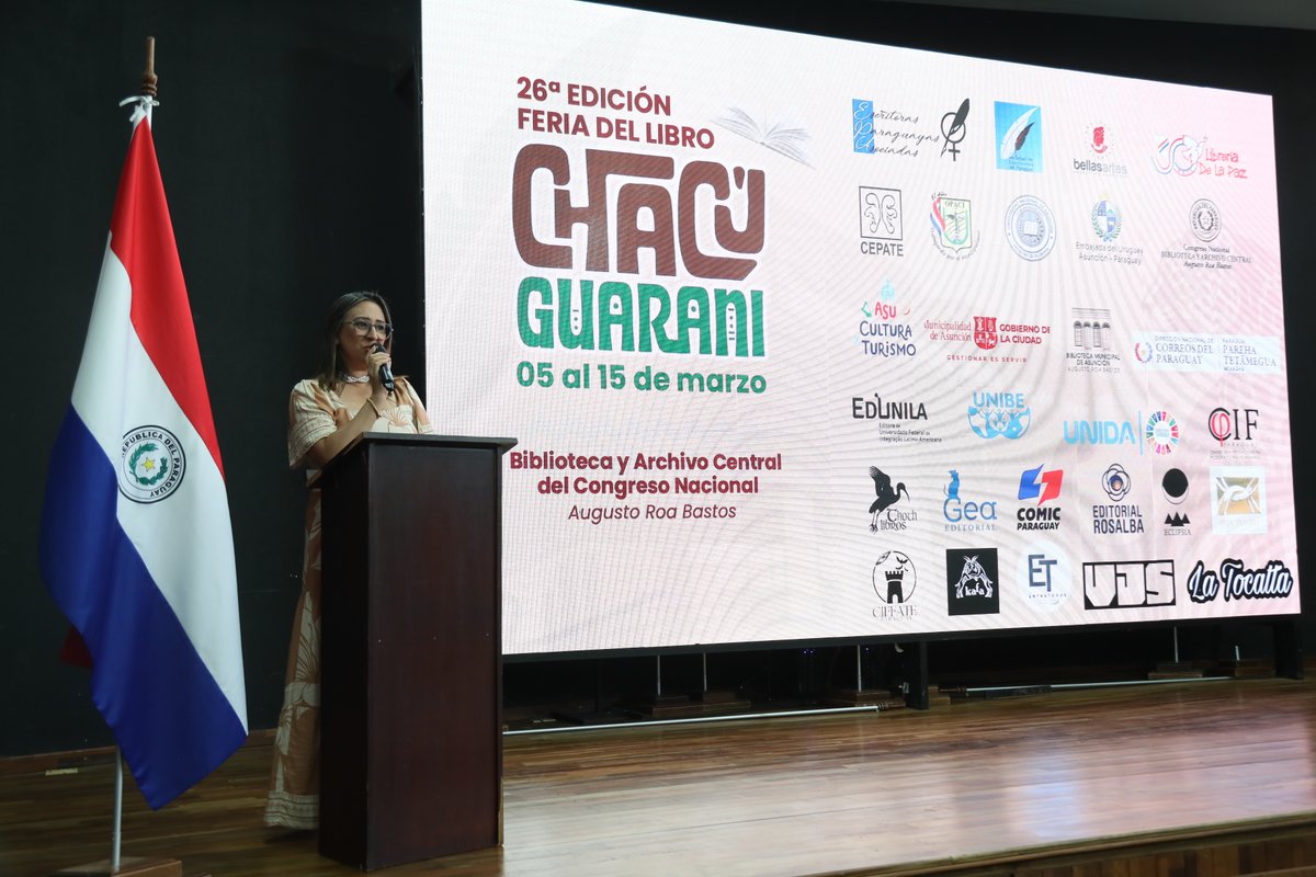 unibepy's tweet image. 🌟📜Rememoramos con orgullo la inauguración de la 26° Edición de la Feria del Libro Chacú-Guaraní. Un encuentro donde las letras, la historia y nuestra identidad se unen para fortalecer los lazos culturales de la región y el mundo.📚✨

#UnibePy #FeriaDelLibro #ChacuGuarani