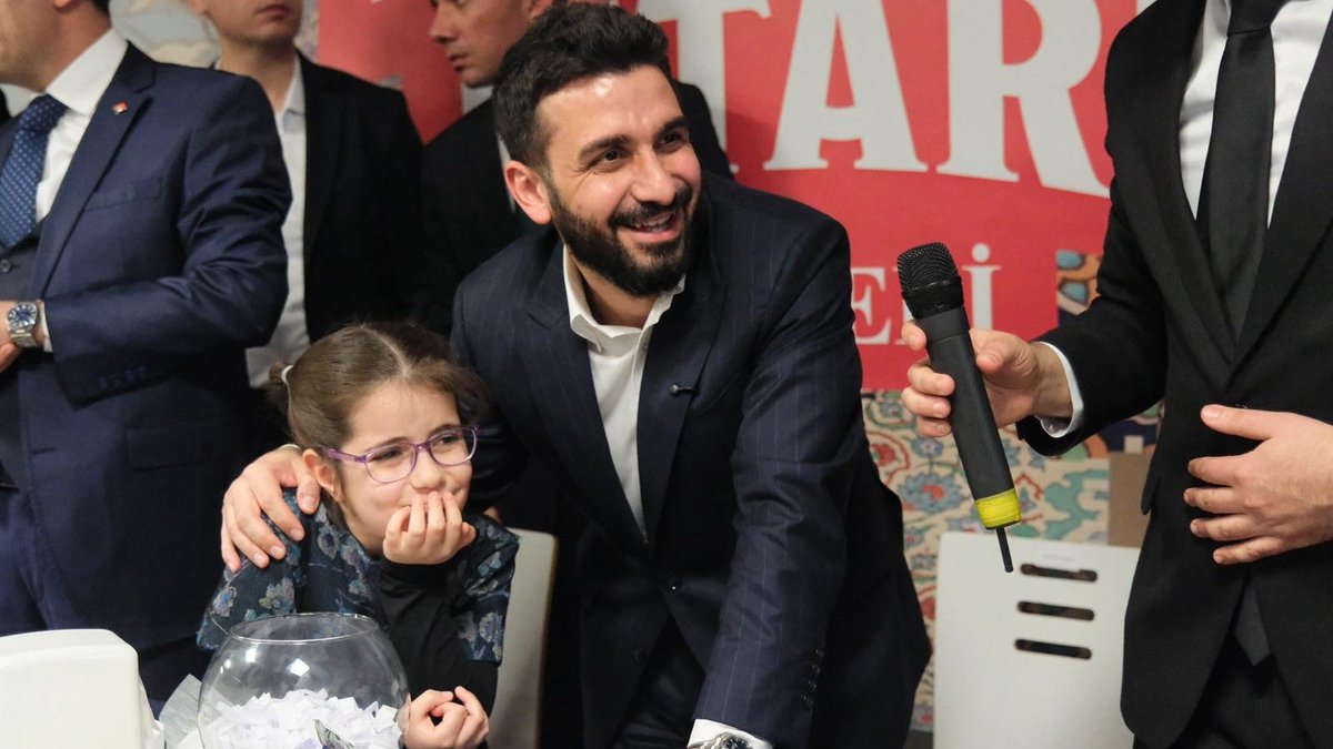 📍 Tunceli

TÜGVA Tunceli İl Teşkilatımızın Aile İftarı’nda yol arkadaşlarımız ve değerli ailelerimizle bir araya geldik.

Rabbim muhabbetimizi artıran, kardeşliğimizi güçlendiren nice sofralar nasip etsin.