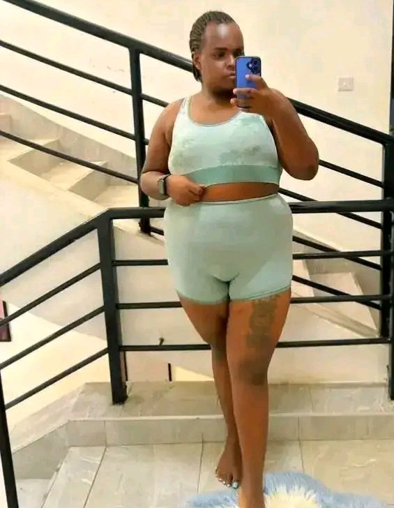 manyambizo's tweet photo. How do I convince my 30 followers that this is a man 🥺 https://t.co/nLAJzihjOw
