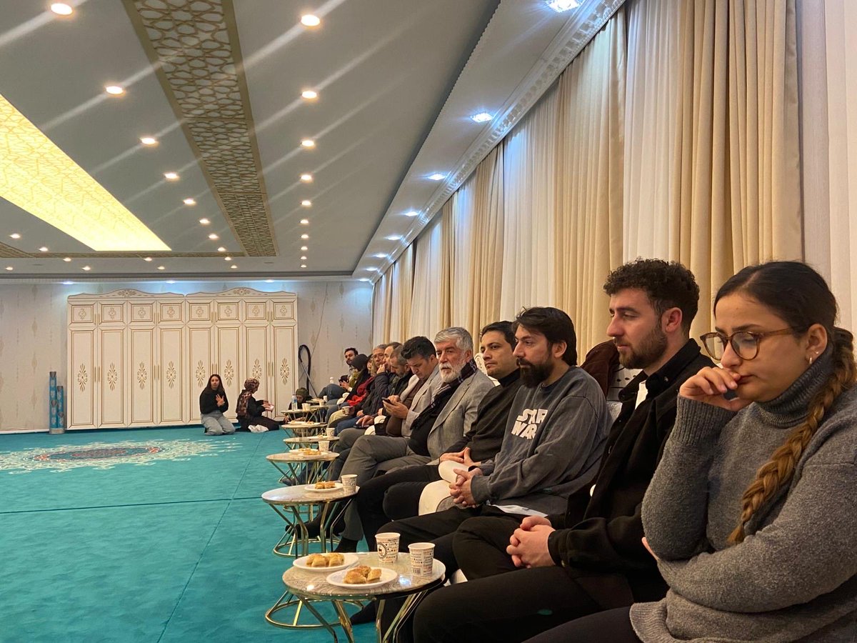 Van YYÜ Tarih Bölümü tweet media