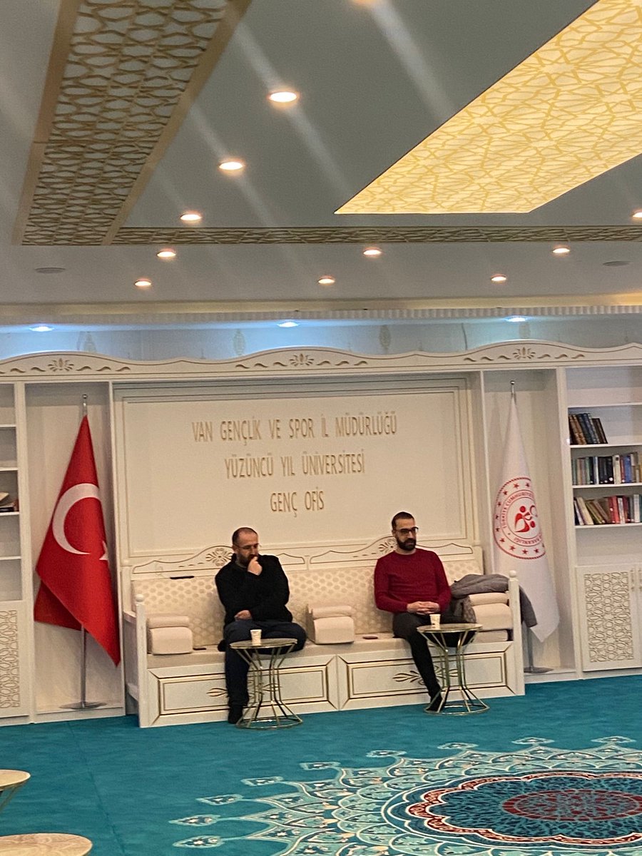 Van YYÜ Tarih Bölümü tweet media