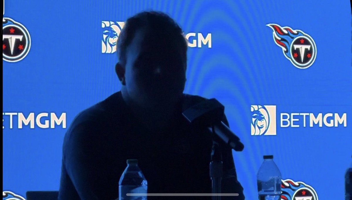 Bussin' With The Boys tweet media