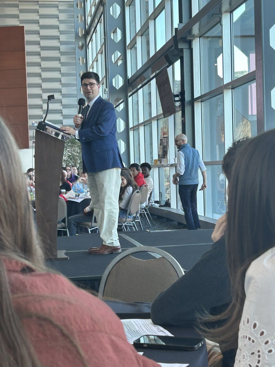 Michael Grattan tweet media