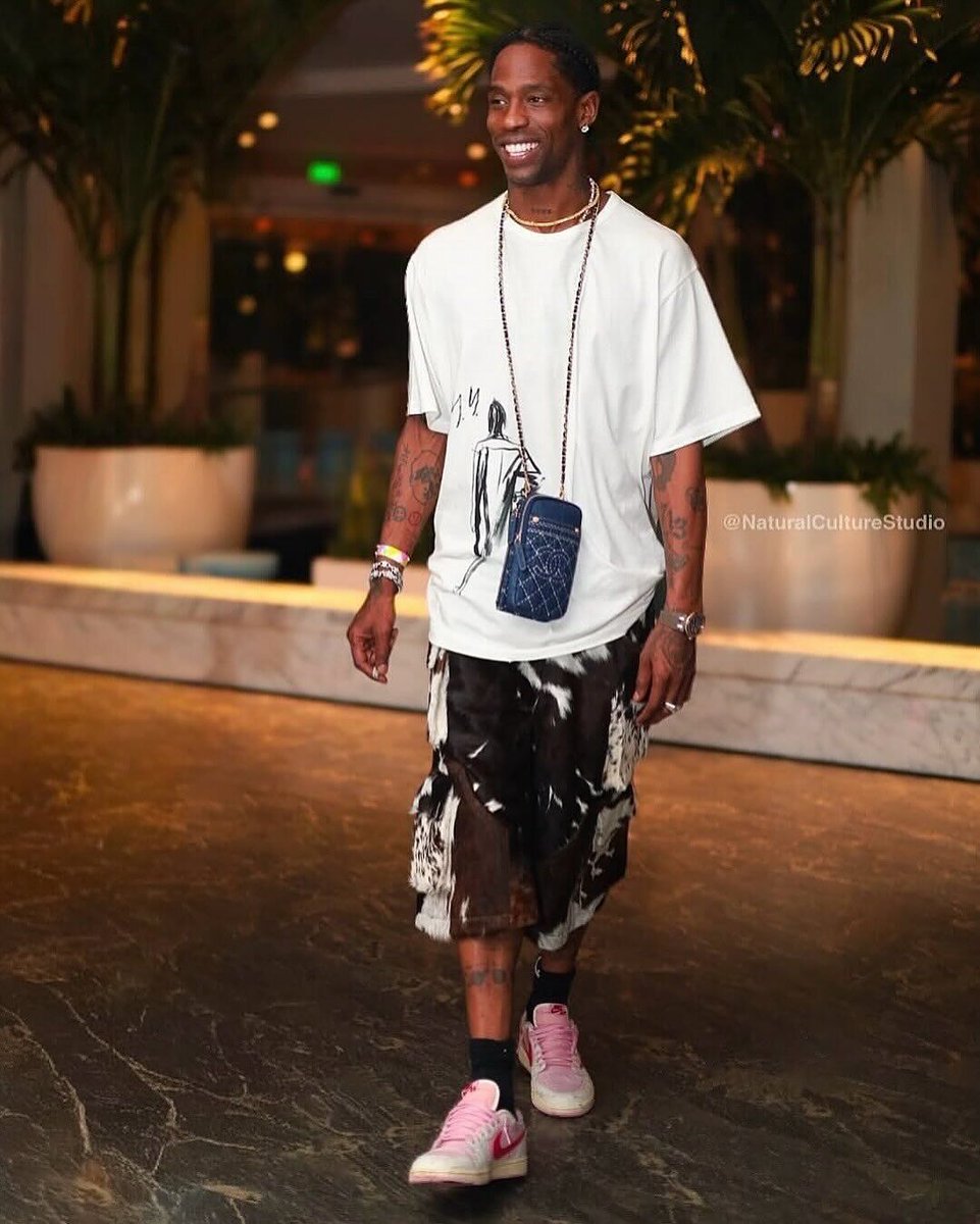 JustFreshKicks tweet media