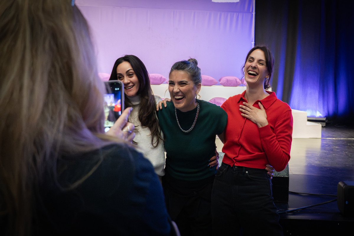 Manuela Bergerot tweet media