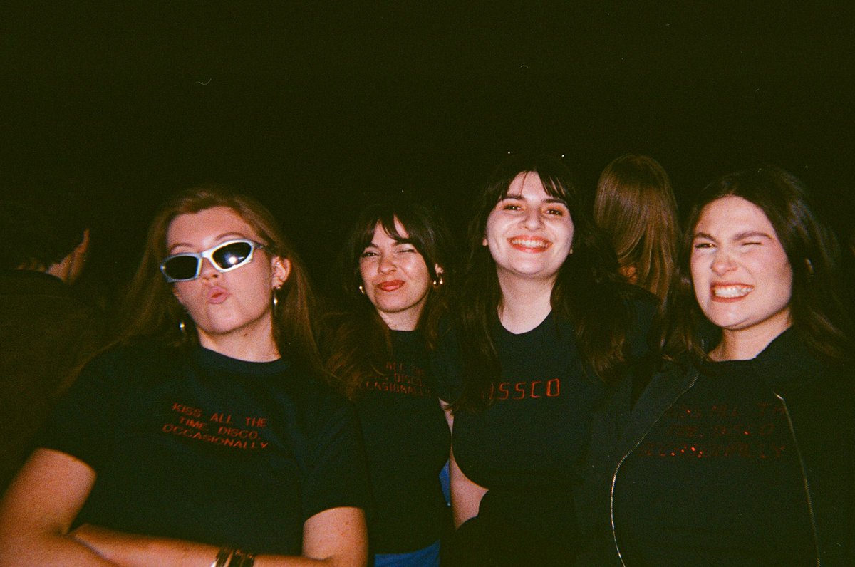 lau ⭐️ tweet media