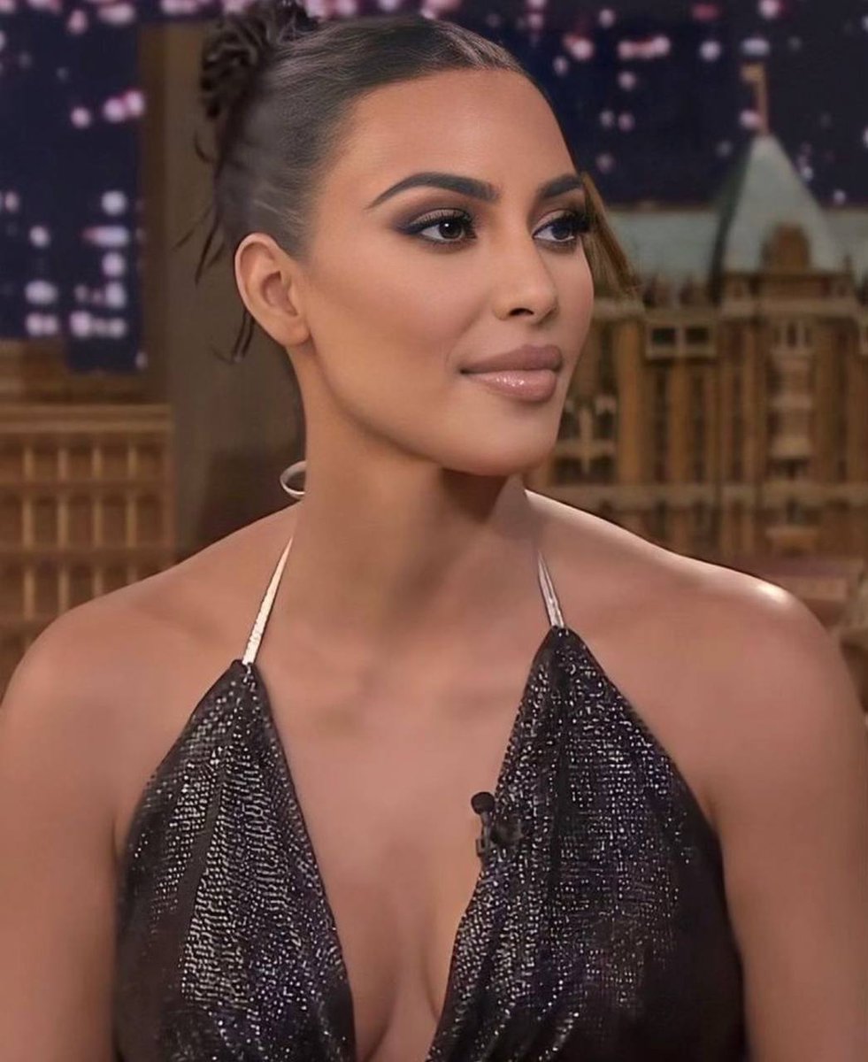 🤯Kim Kardashian: "I dated Cristiano Ronaldo for a short period of time and I must say he's the definition of what a man should be like."