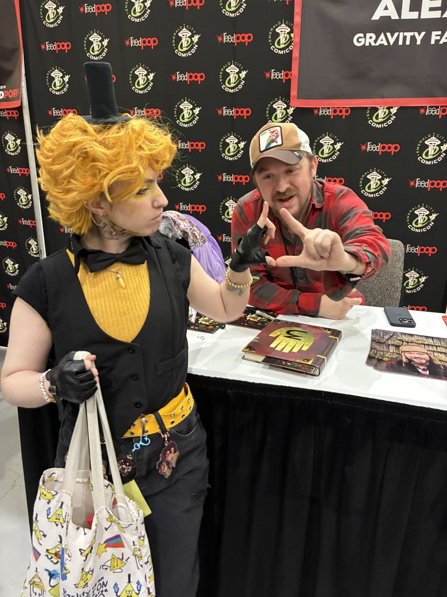 comet💫 tweet media