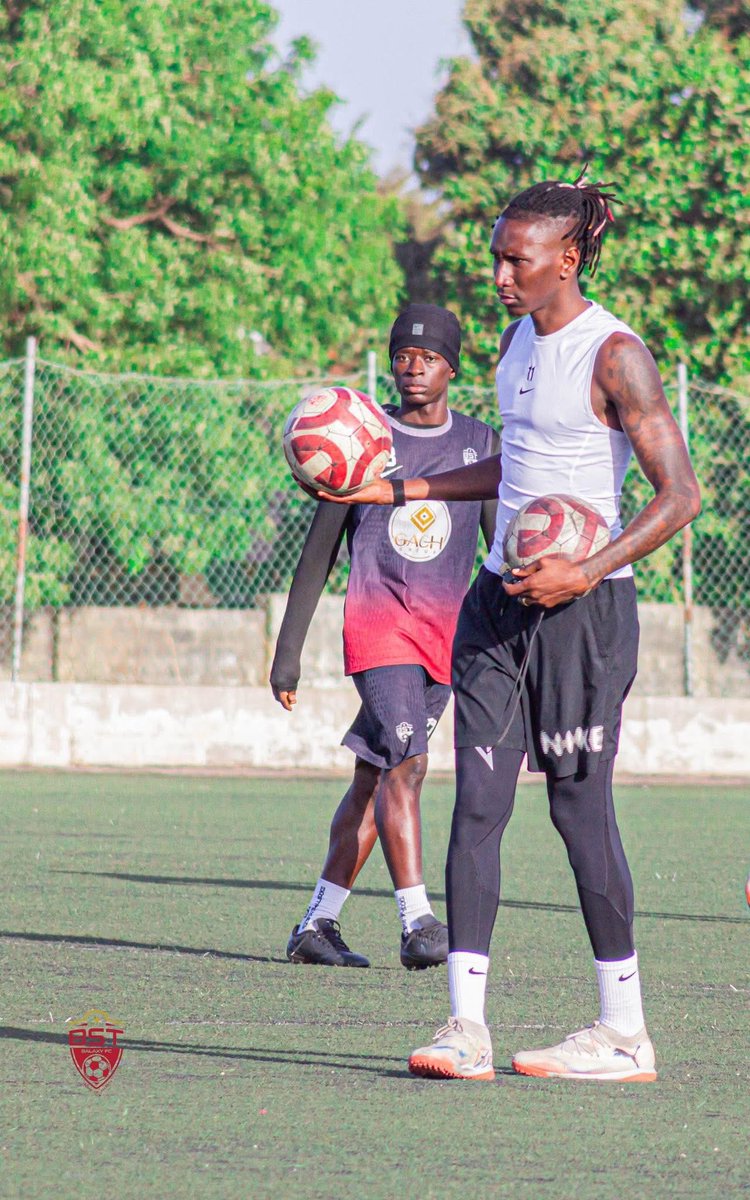 bstgalaxyfc's tweet photo. Back to the drawing board. Hard work continues at the training ground with all hands on deck, as the CEO steps in to support the team and help turn things around.

#bstgalaxy
#bstgalaxyfc
#HomeOfTalents https://t.co/yUWU4FdtRf