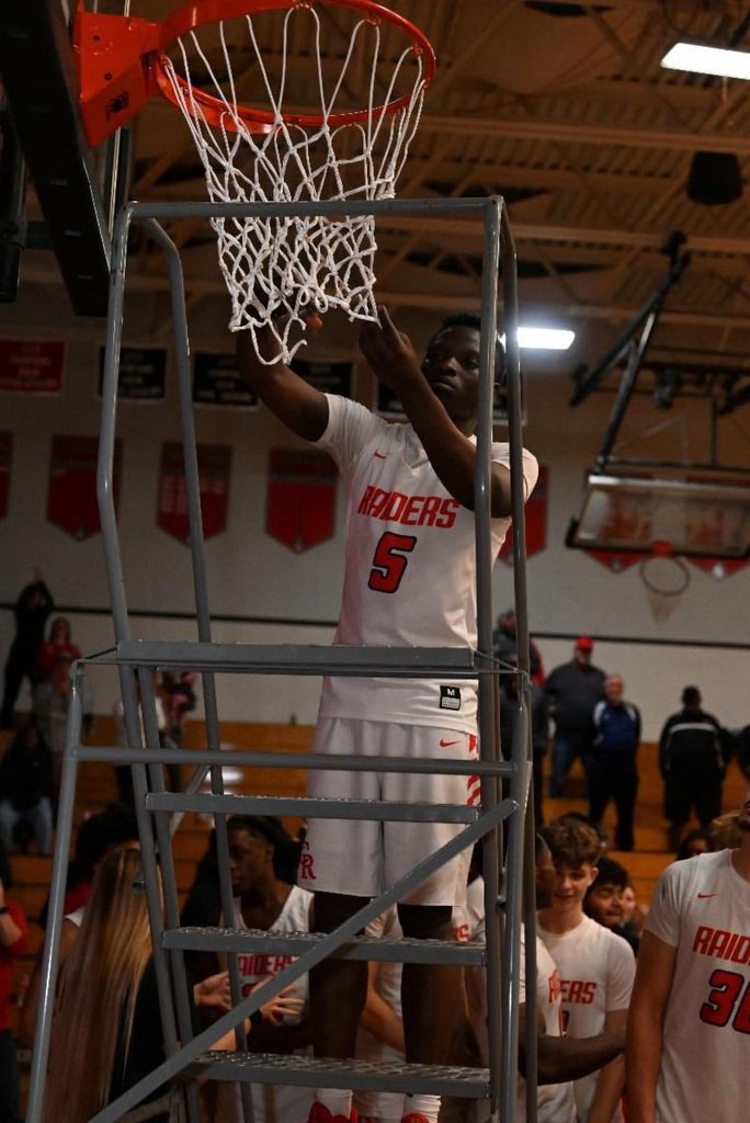 Cardinal Ritter Athletics tweet media