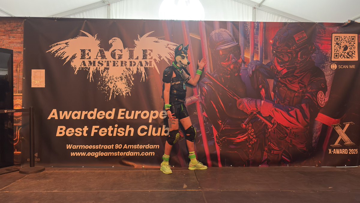 💚 Husk E 💚 - Photograp E 📷 VJ Pup E tweet media