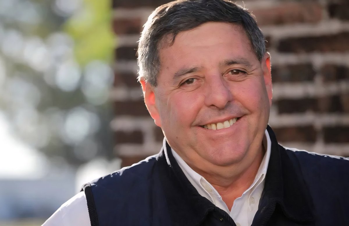 Con la tuya 
El ex piquetero vip Alfredo de Angeli consiguió un churrito como asesor en el senado y cobrará 3 millones de pesos por mes