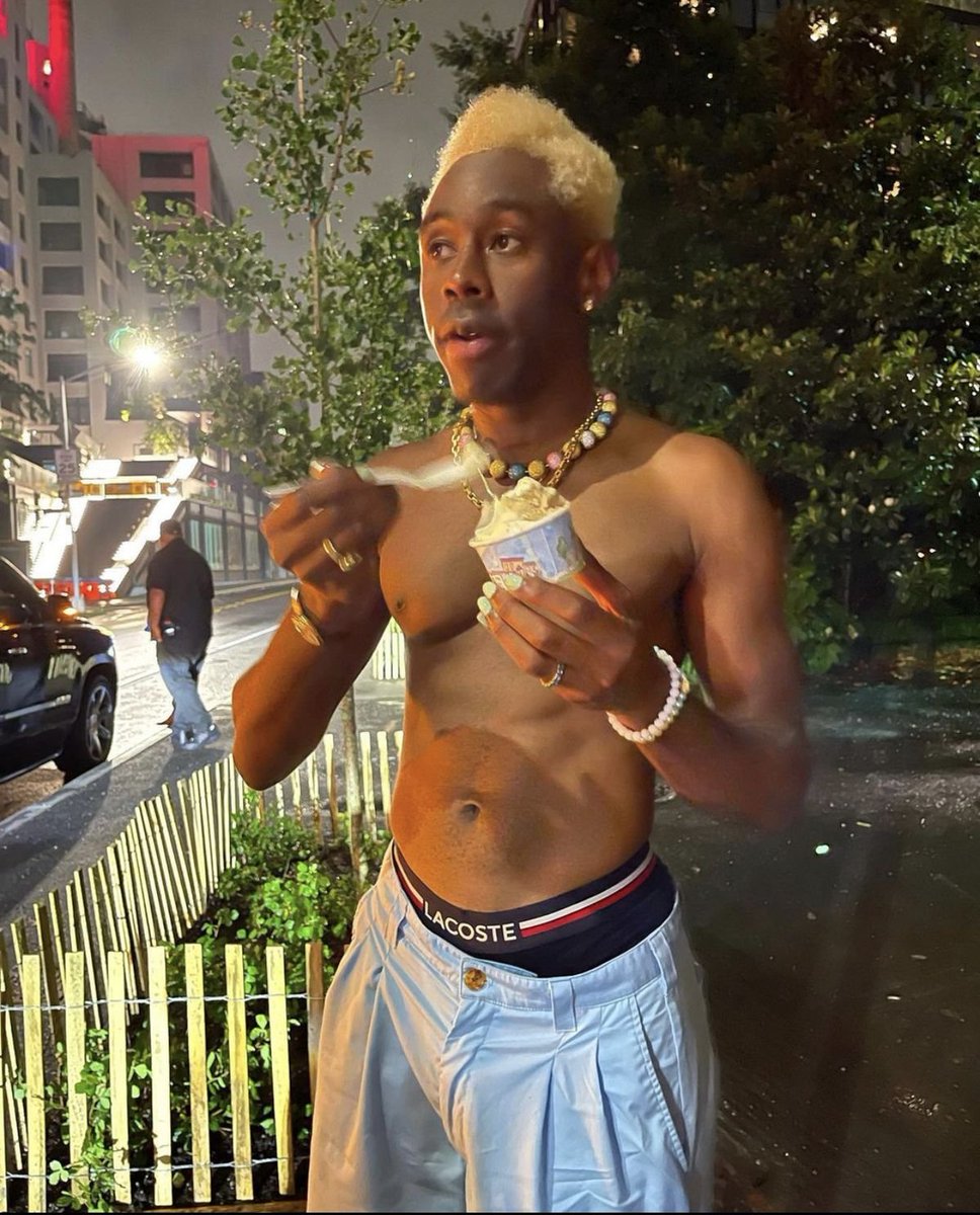 TylerCreatorArg's tweet photo. TYLER THE CREATOR https://t.co/FbWi6tOjIK