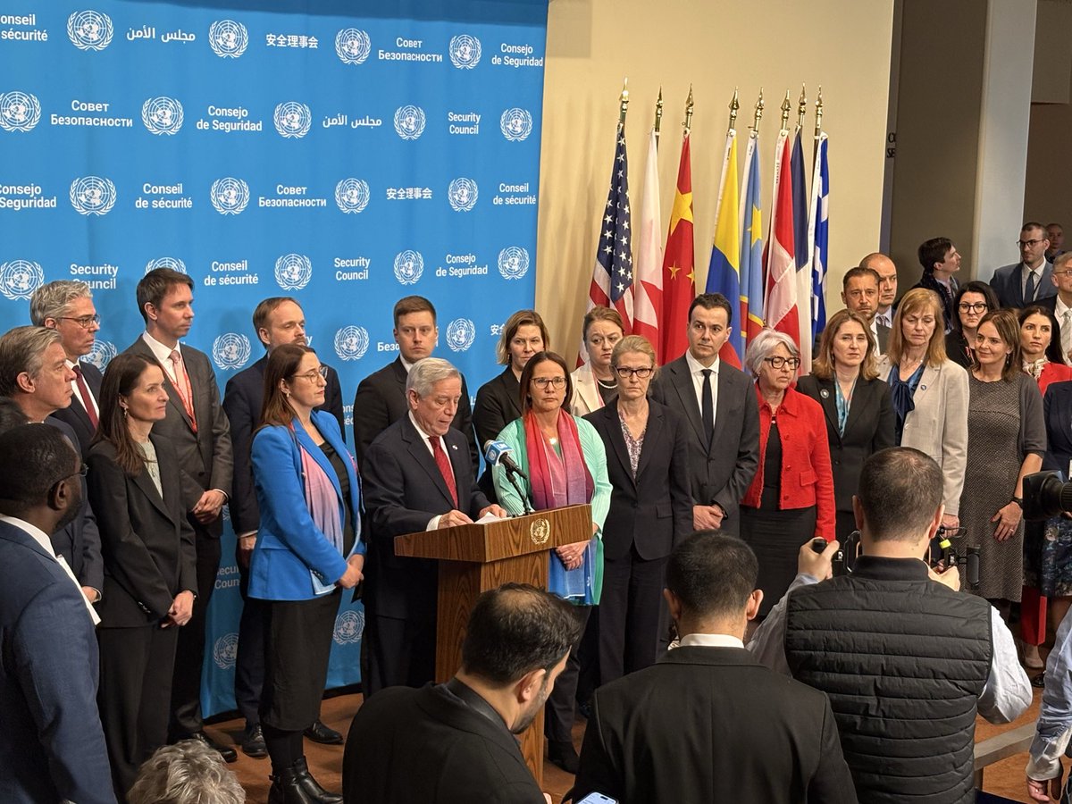 España en la ONU tweet media