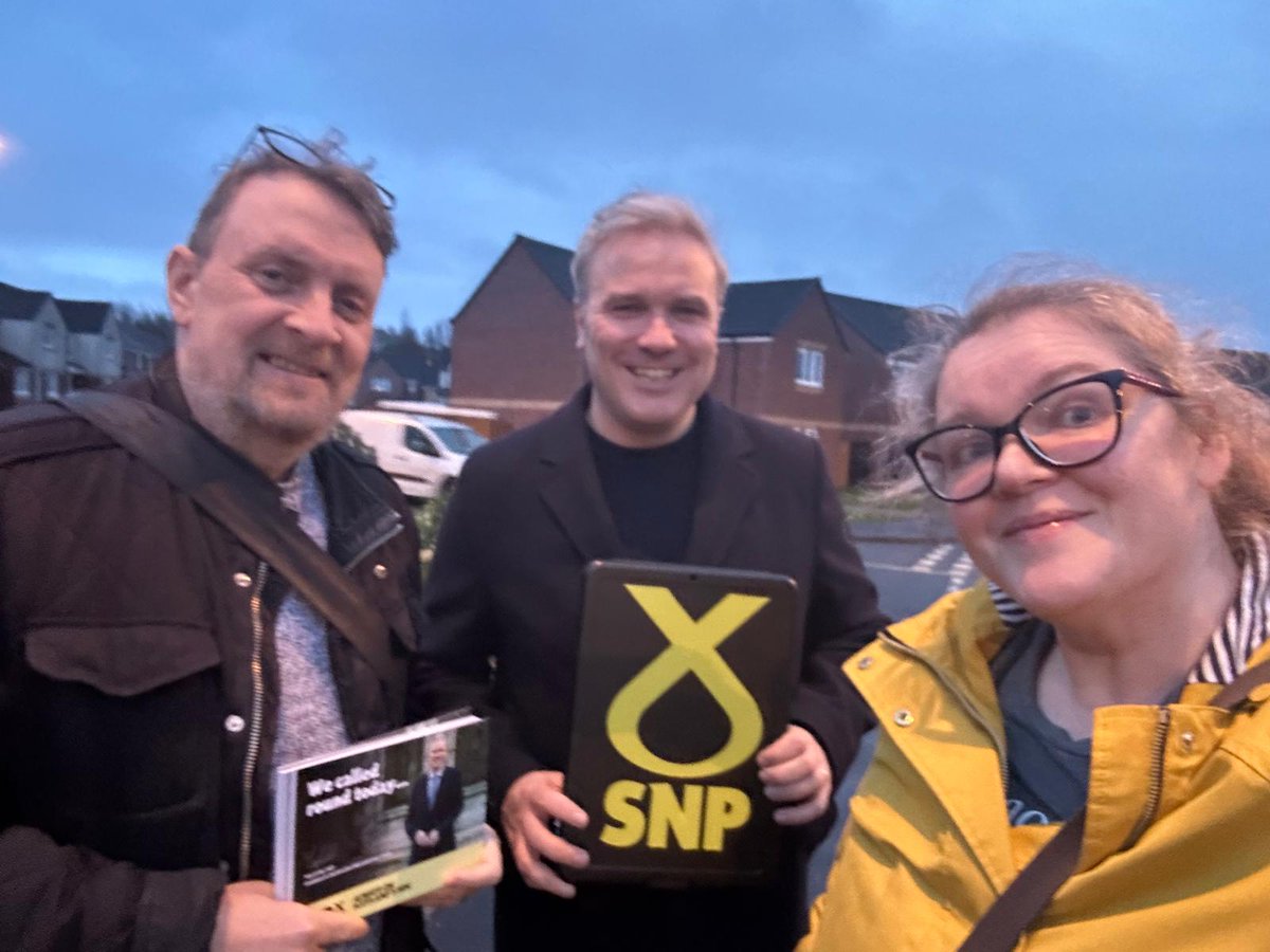 Tom Arthur tweet media