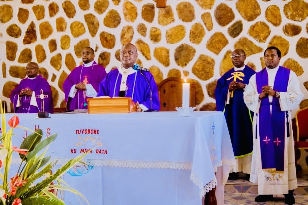 Archidiocèse de KIGALI tweet media