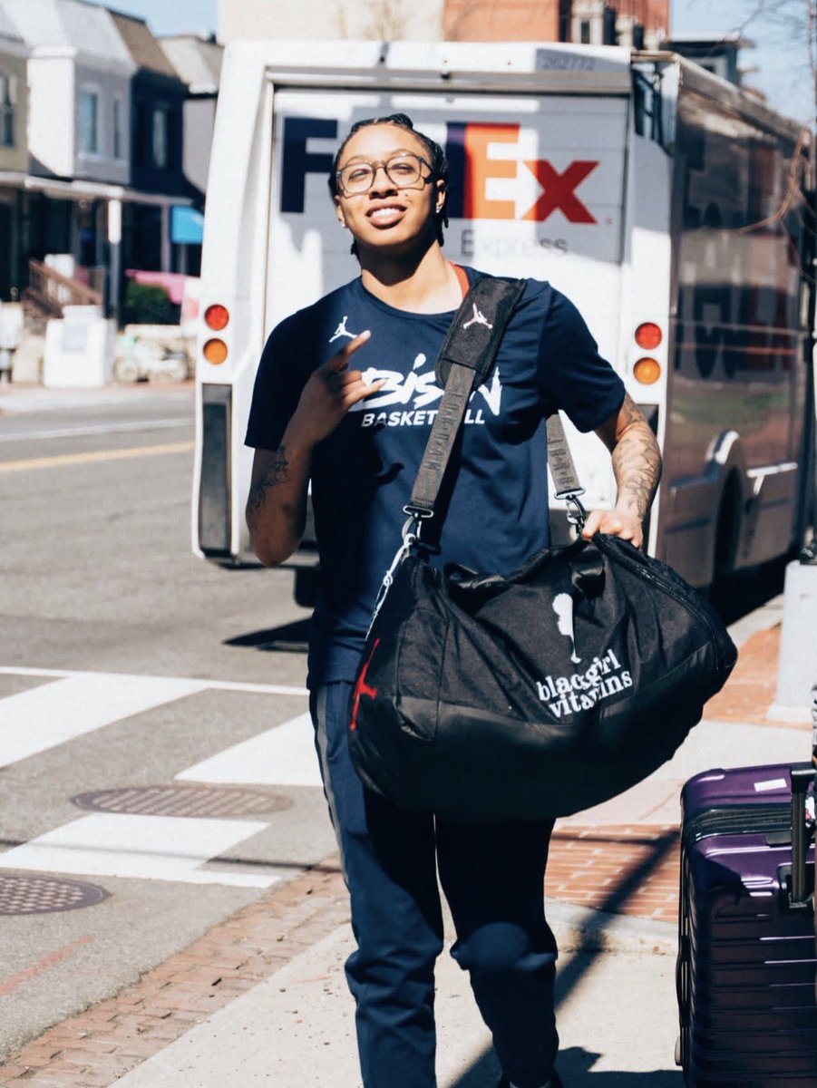 HowardWBB tweet media