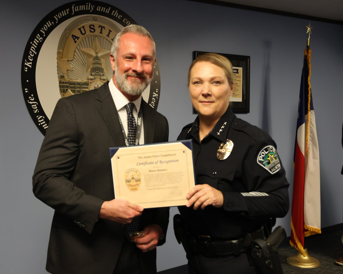 Austin Police Department tweet media