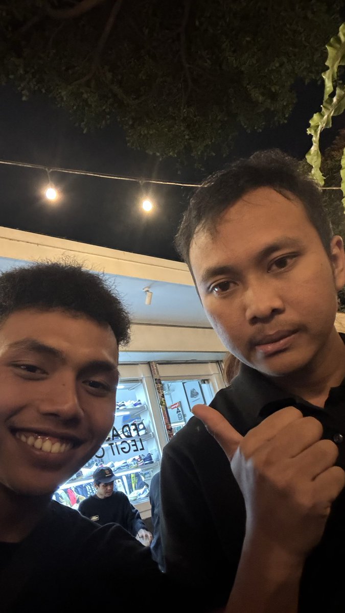 ichlausal's tweet photo. sekian lama tidak bertemu abangsuh ini🫡🙏🏼 https://t.co/wO7HJkB6IR