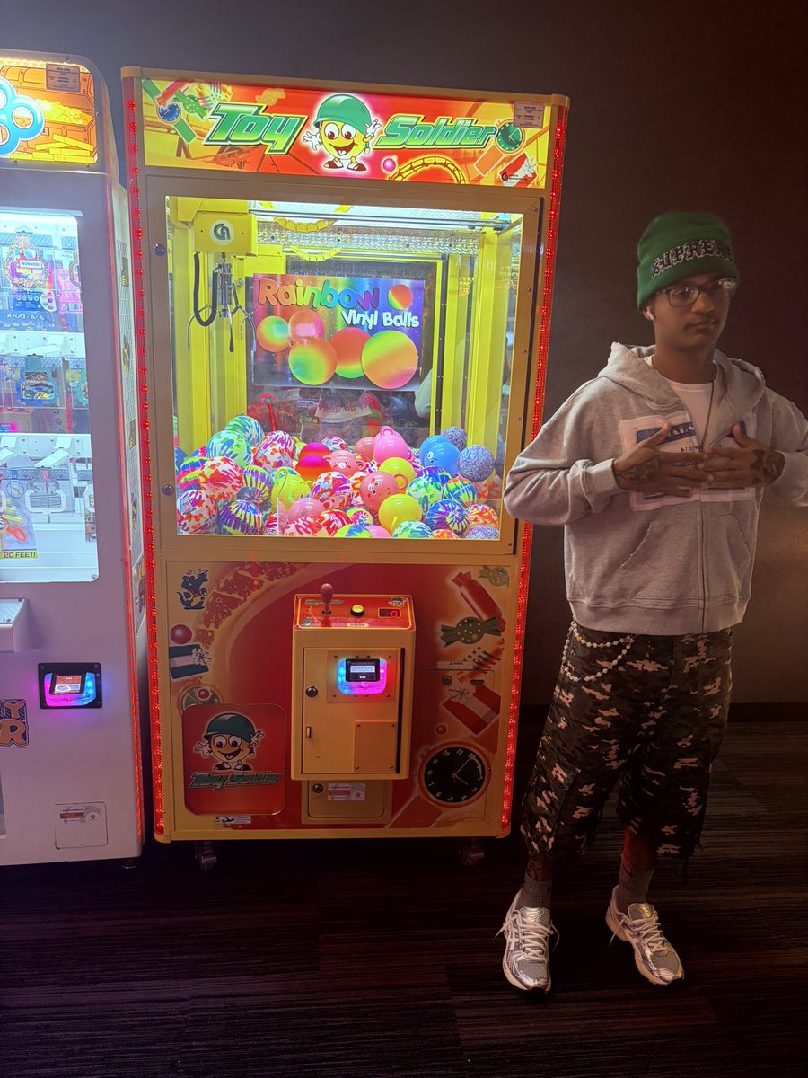 Professional Hater tweet media